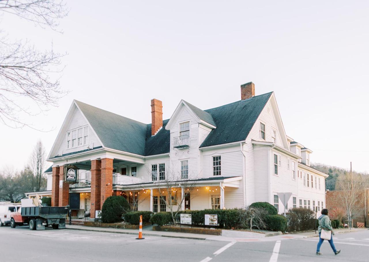 The Nuwray Hotel & Carriage House Burnsville Exterior foto